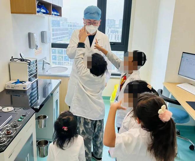复旦儿科医院耳鼻喉专家——守护儿童健康的守护者