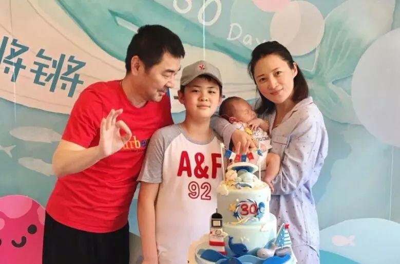 剧组吵架，探究背后的原因与解决之道