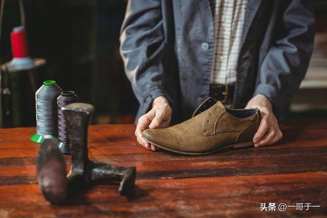 剧组选鞋，探寻影视制作背后的鞋履故事