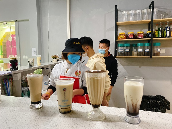 自制饮料培训，开启健康饮品新篇章