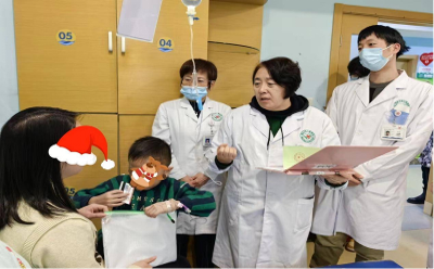 上海儿童中心医院专家团队，守护儿童健康的坚实后盾