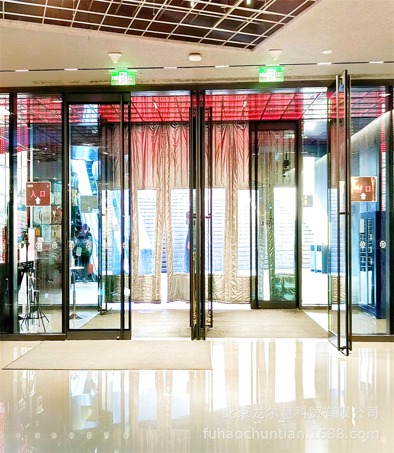 金属框地簧双开玻璃门，现代建筑的优雅通道