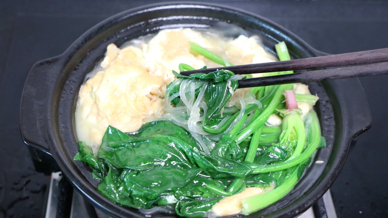 菠菜蛋花汤粉丝，一道美味佳肴的制作与品味