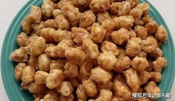 炸鸡蛋花生的美味之旅，一道家常小吃的独特魅力