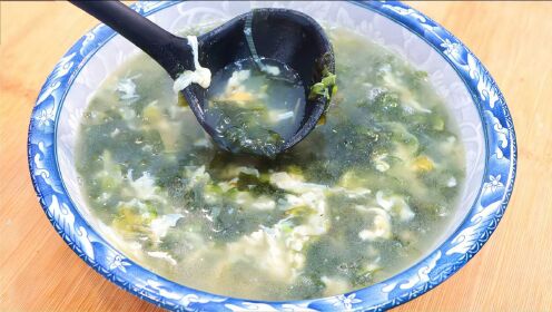 紫菜鸡肉蛋花汤，一道营养美味的家常汤品